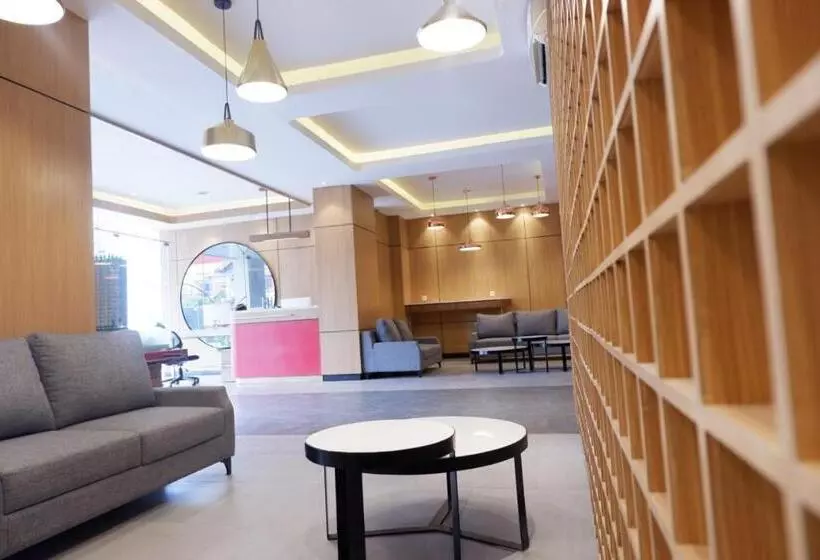 Hotelli Tiba At Jatinangor