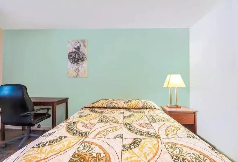 Hotelli Travelers Inn Beaver