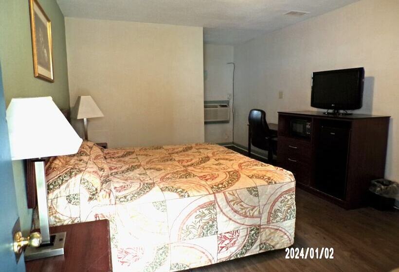 هتل Travelers Inn Beaver