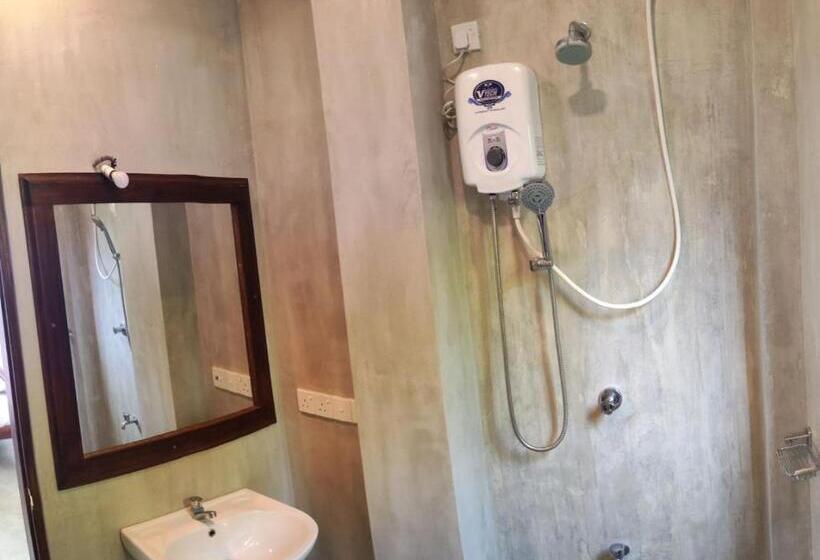 Пансион Arazo Villa