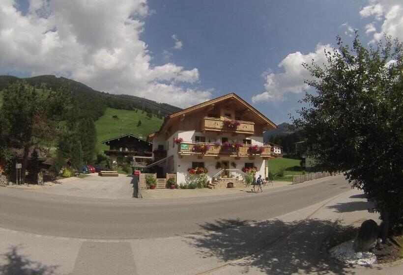 פנסיון Gästehaus Die Geislerin