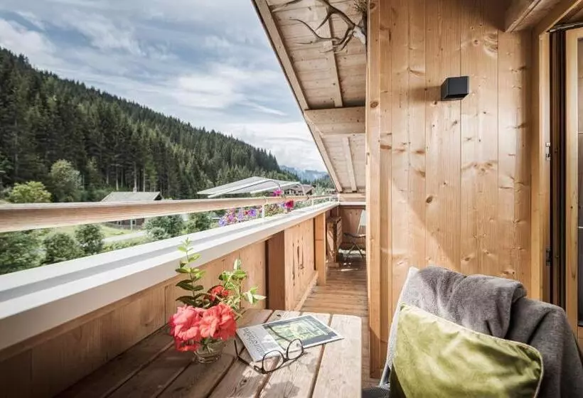 Majatalo Gästehaus Die Geislerin