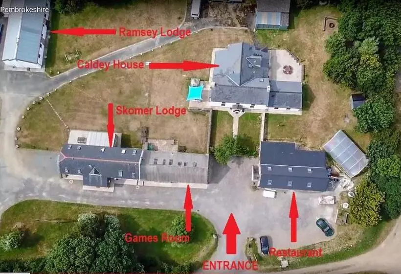 Majatalo Newgale Lodge