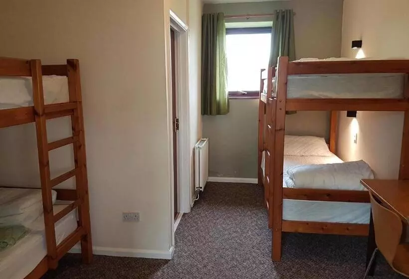 Majatalo Newgale Lodge