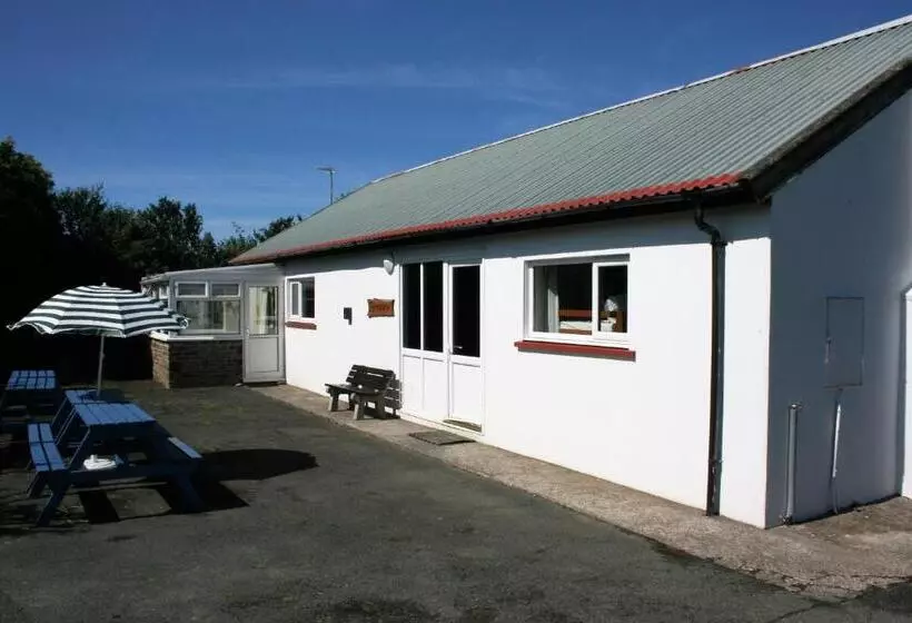 Majatalo Newgale Lodge