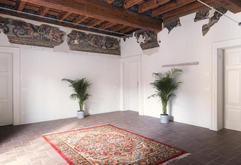 پانسیون Residenza Giulio Romano