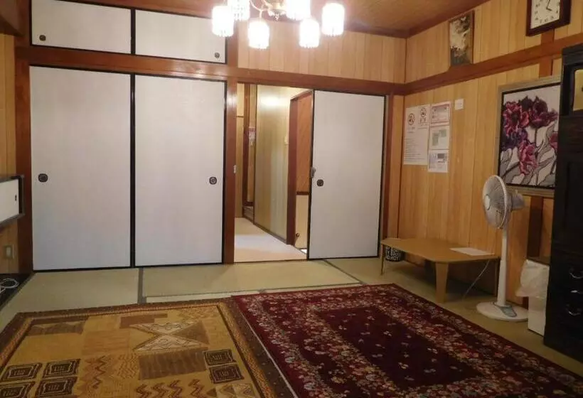 ペンション Annamstay Shinosaka Js