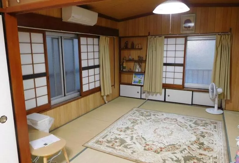 ペンション Annamstay Shinosaka Js
