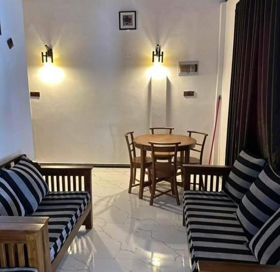 Pension New Al Hazm Beach Guest House