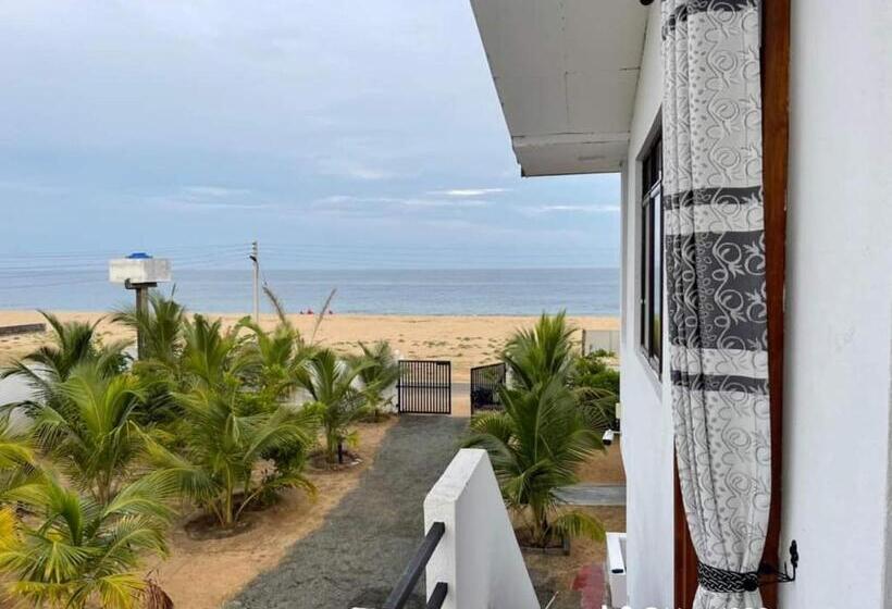 Pension New Al Hazm Beach Guest House