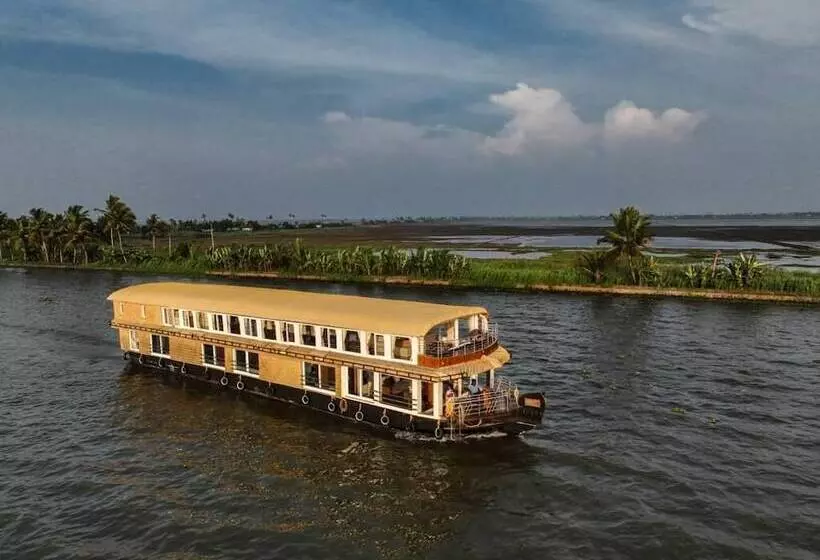Hotelli Kerala Boathouse
