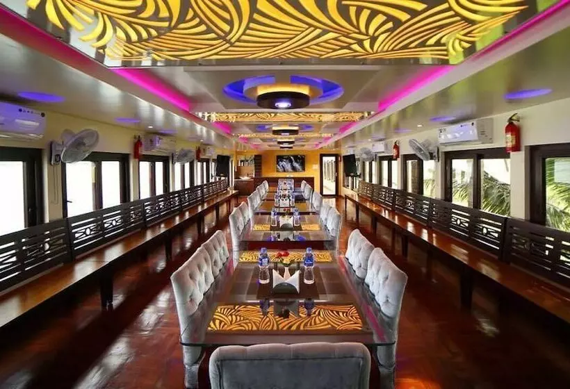 Hotelli Kerala Boathouse