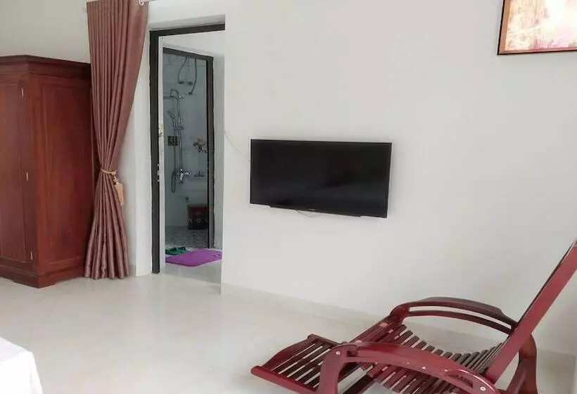هتل Nha Xanh Homestay