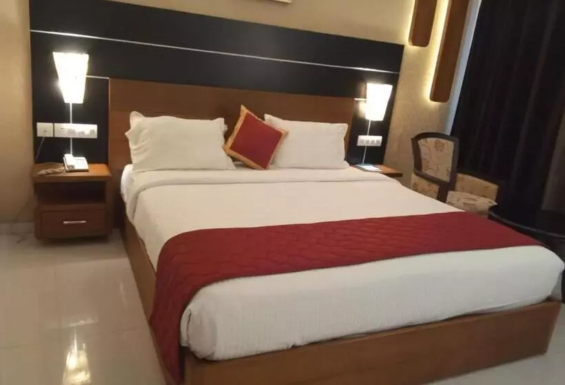 Hotelli Vakkom Palazzo