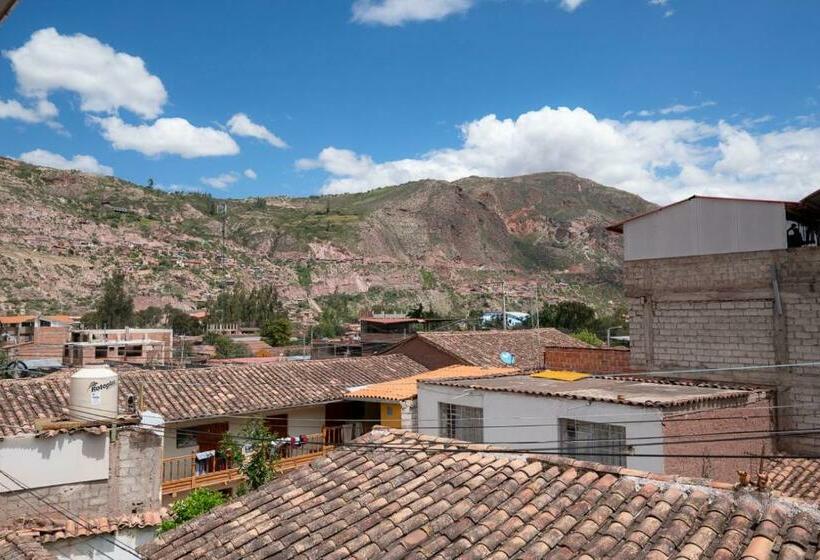 بنسيون Posada Nirvana