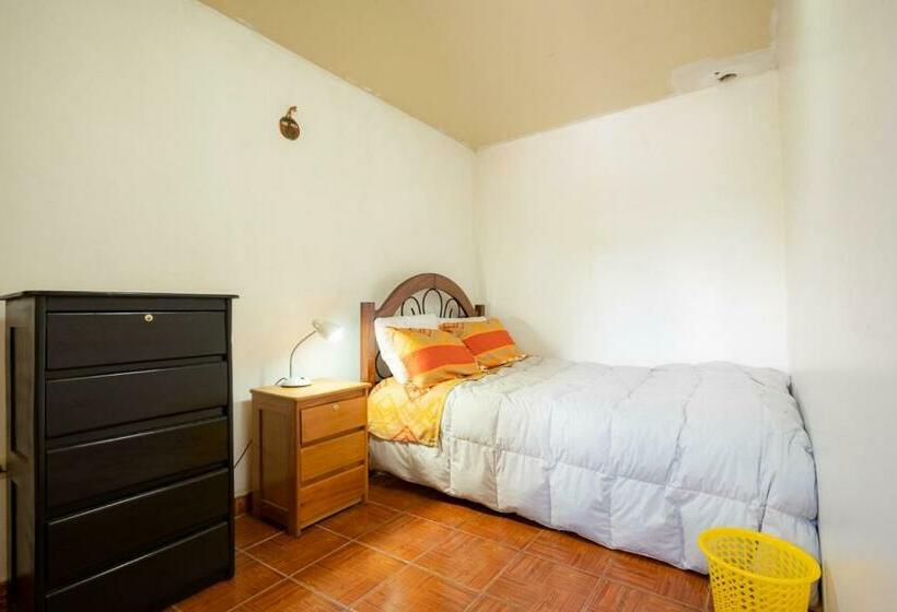 بنسيون Posada Nirvana