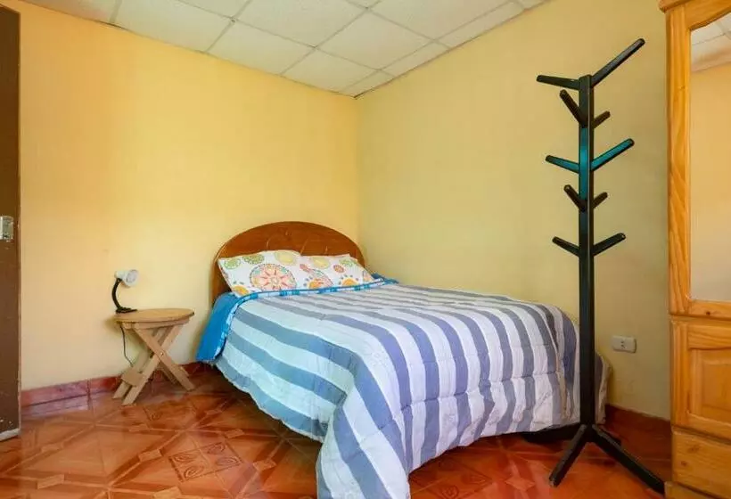 پانسیون Posada Nirvana