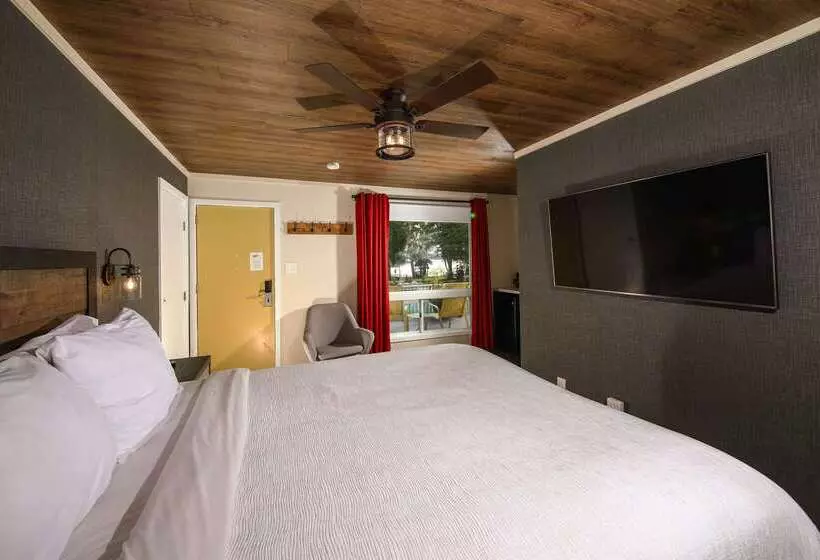 Bayview Wildwood Resort, Ascend Hotel Collection