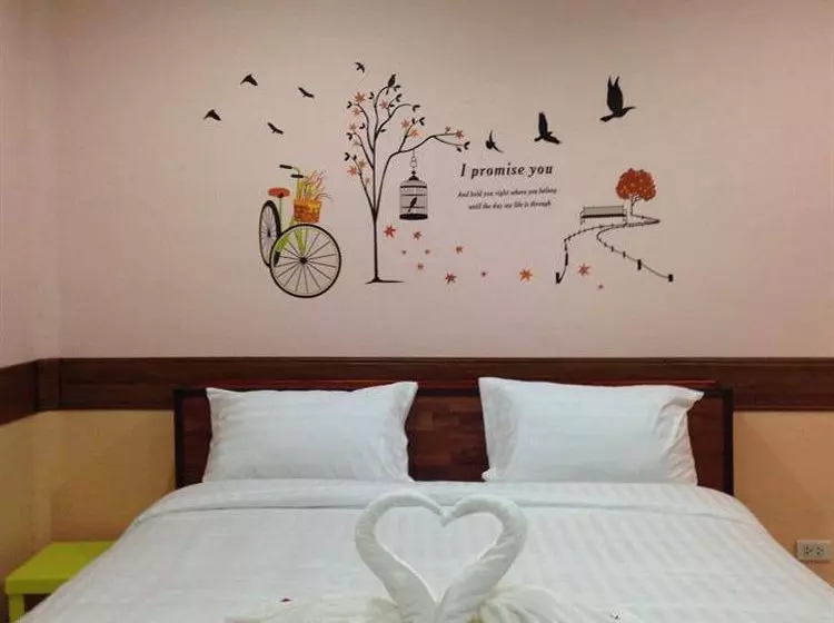 فندق Airport Phuket Garden Resort