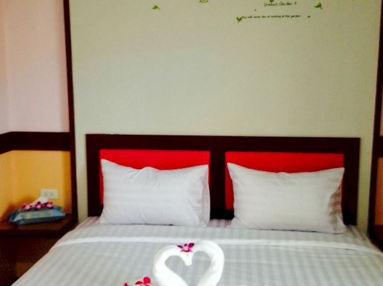 호텔 Airport Phuket Garden Resort