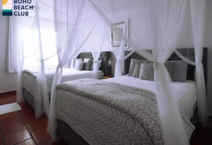 هتل Boho Beach Club