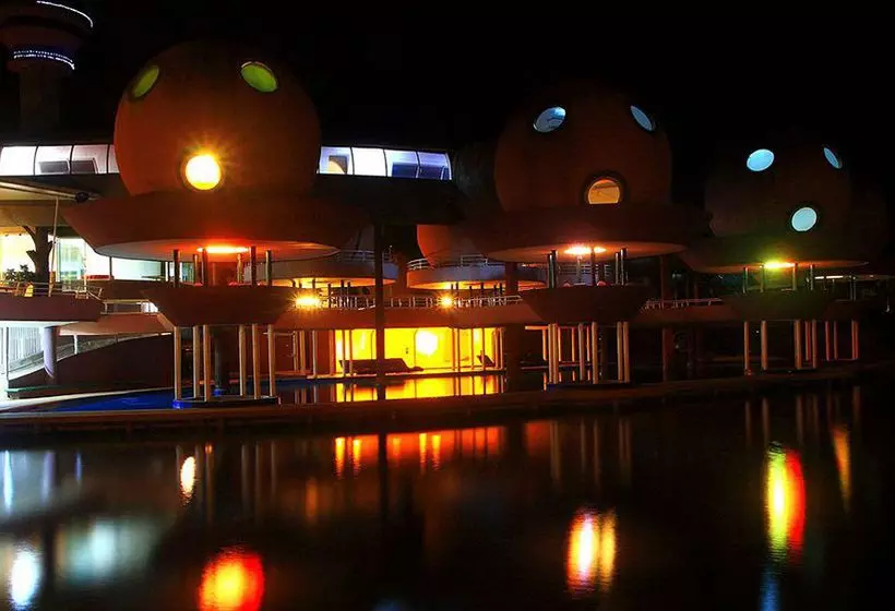 هتل Dna Super Ozone Resort Khao Yai