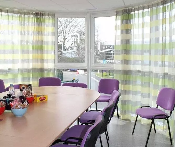 First Inn Hotel Paris Sud Les Ulis