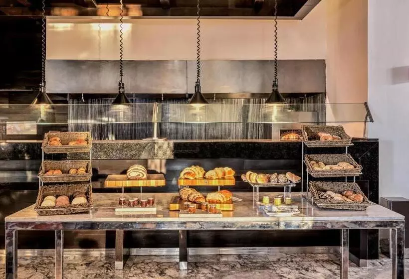 فندق Grand Fiesta Americana Puebla Angelópolis