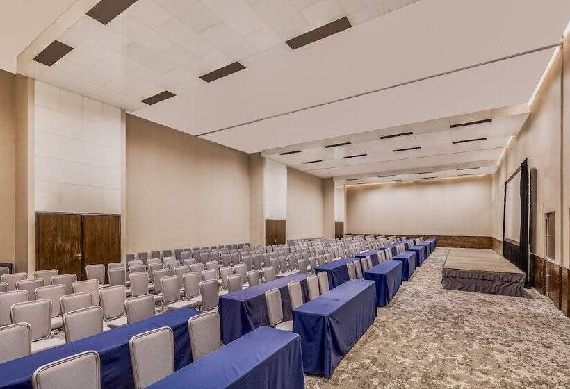 فندق Grand Fiesta Americana Monterrey Valle