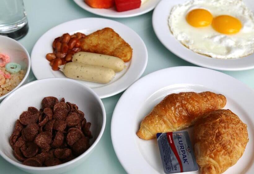 בית מלון כפרי Grand Mercure Jakarta Kemayoran