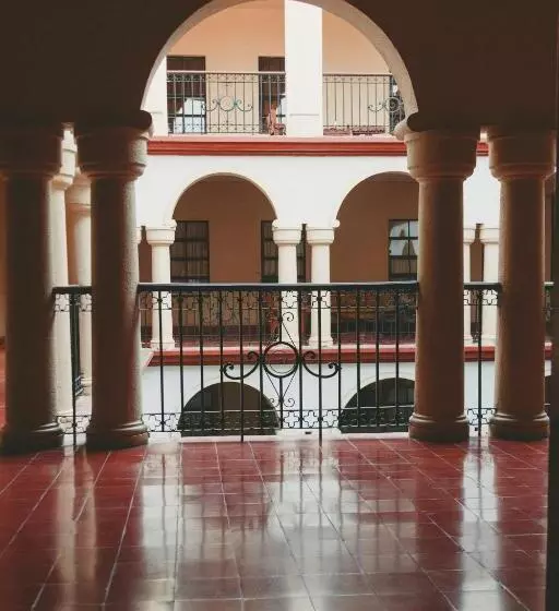 ホテル Los Monteros