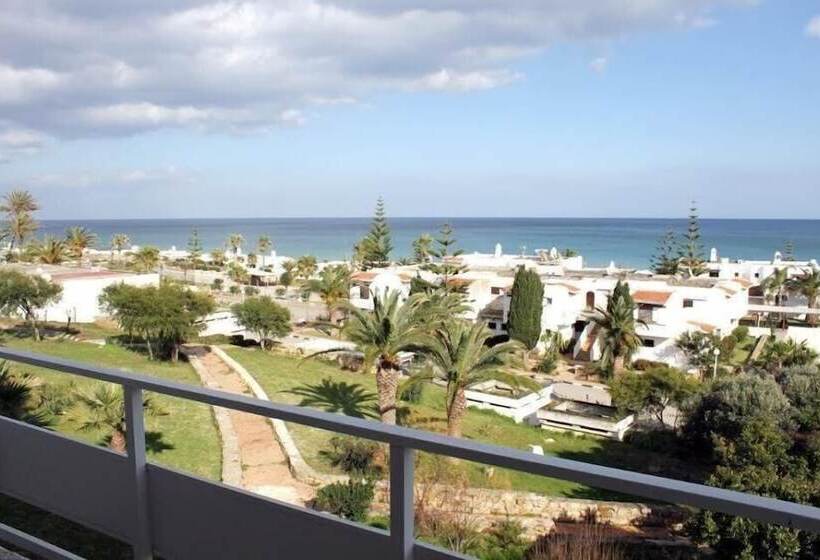 酒店 Hôtel Lyla Confort