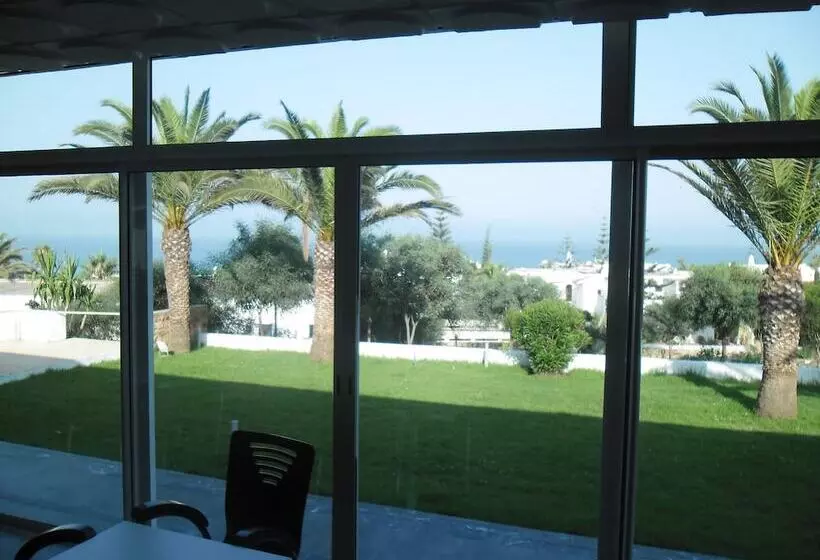 酒店 Hôtel Lyla Confort