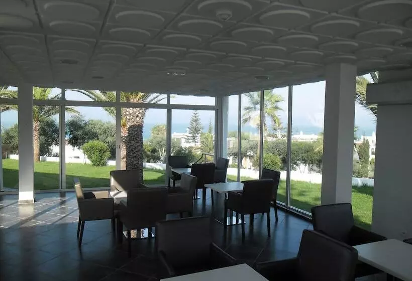 酒店 Hôtel Lyla Confort