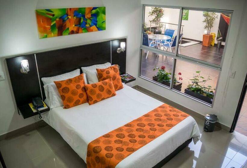 Hotel Montes De La Castellana