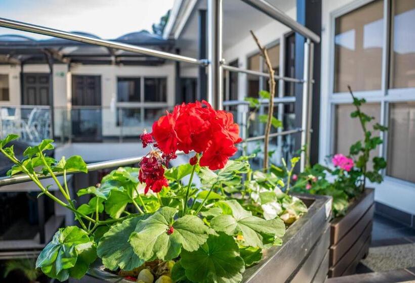 Hotel Montes De La Castellana