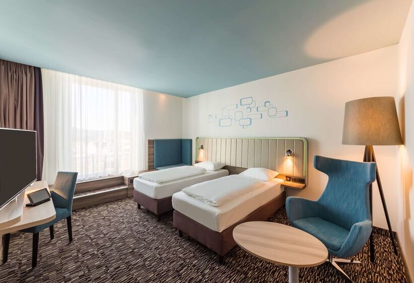 Hotel Park Inn By Radisson Neumarkt