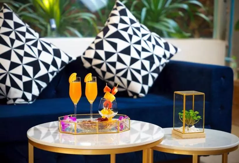 هتل Popular  & Spa