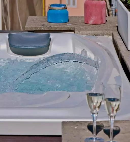 هتل Residenze Argileto