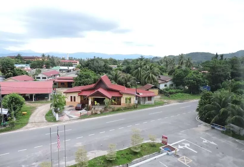 Отель Salsa Resort Langkawi