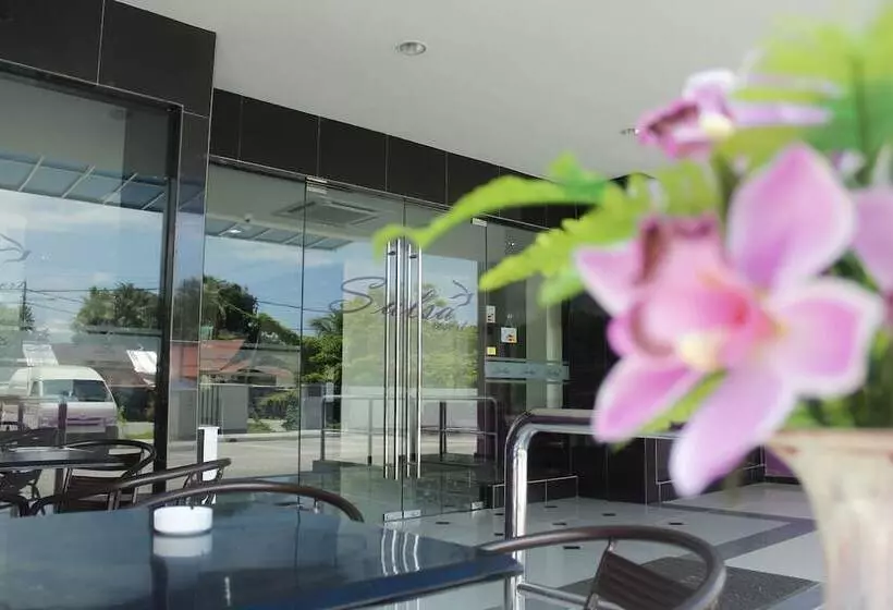 Отель Salsa Resort Langkawi