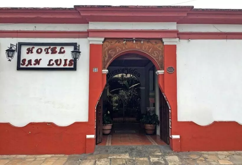 ホテル San Luis