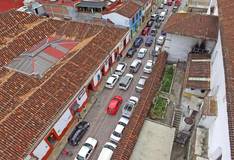 ホテル San Luis