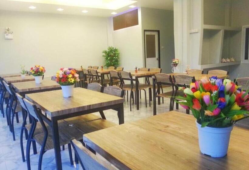 فندق Seashell Resort Krabi