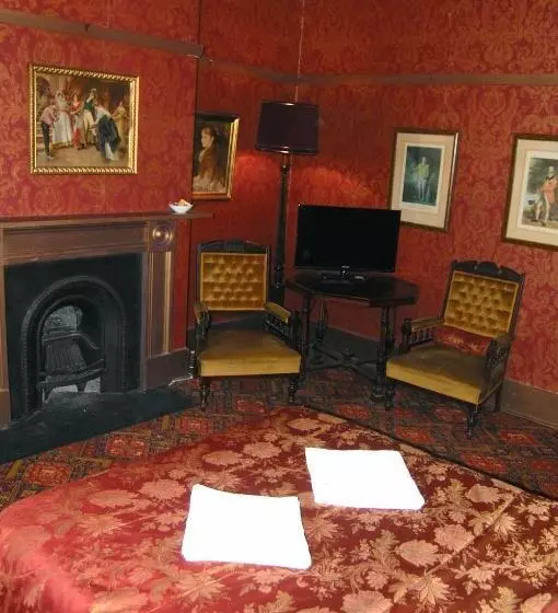 Shakespeare Hotel Surry Hills