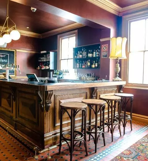 Shakespeare Hotel Surry Hills