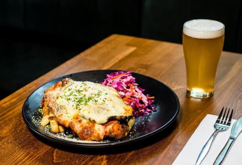 Shakespeare Hotel Surry Hills