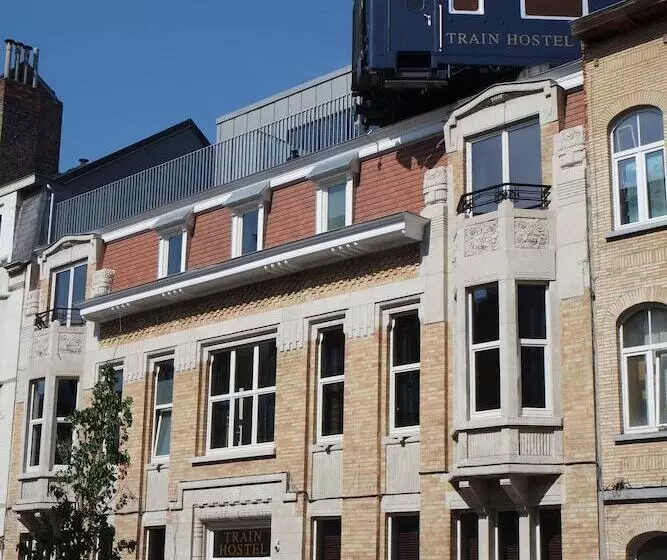 Hotel Train Hostel
