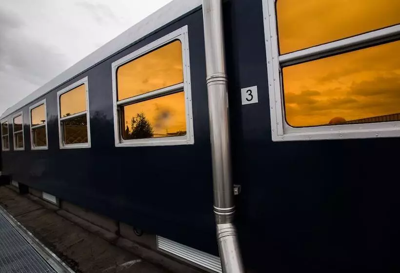 Hotel Train Hostel