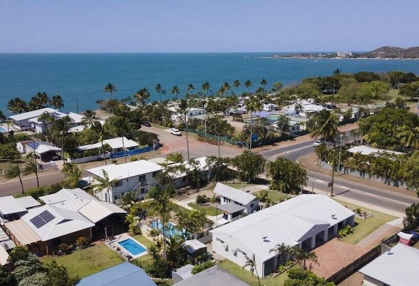 Palm View Holiday Apartments